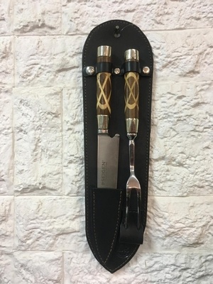 Un autre jeu d'"asado". (grillade)