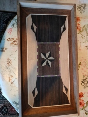 Petite marqueterie font de tiroir