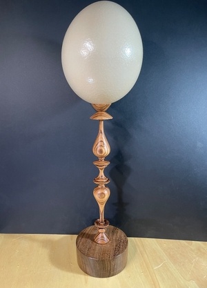 Ornement œuf d’autruche