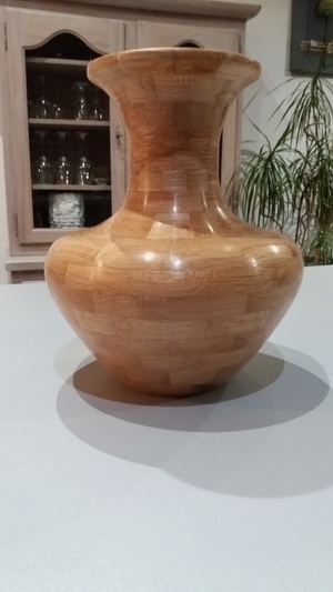 Vase segmenté