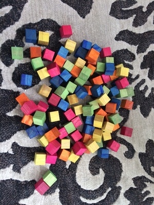 Lot de 100 cubes colorés pour le fiston