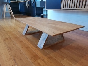 Table basse en chêne