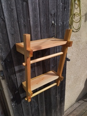 Étagère salle de bain