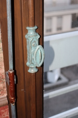 Crémone de décoration