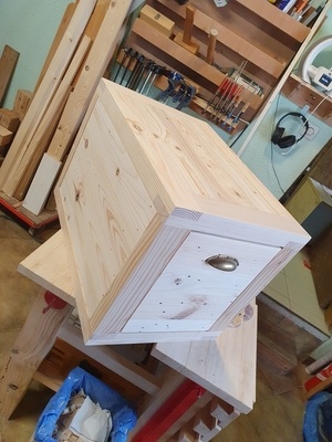 Support pour scie à ruban