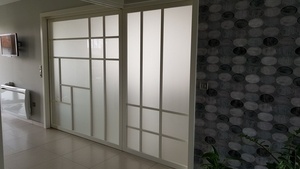 Cloisons type japonaises en galandage.