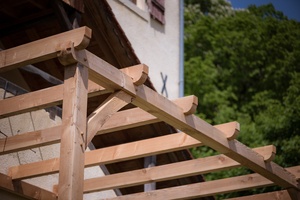 Pergola en douglas - réalisée en chantier participatif