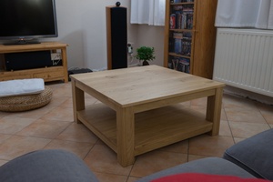 Table de salon en chêne