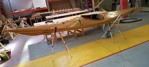 Kayak de mer en strip planking