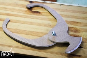 Fabrication simple d'un compas d'épaisseur