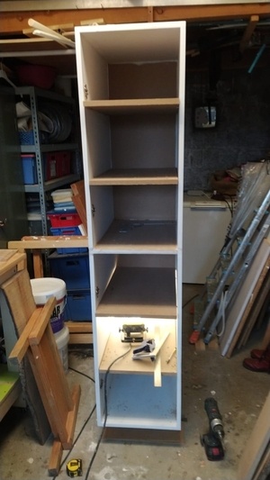 Meuble de rangement buanderie