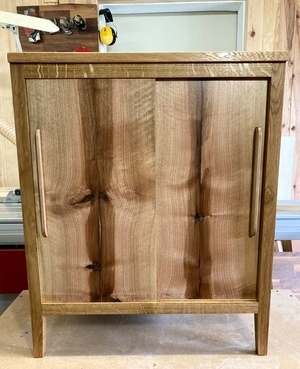 Meuble chêne et noyer