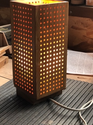 Lampe et pas d’Aladin