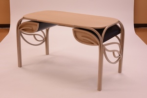 Bureau d'inspiration Art Nouveau