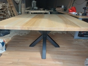 Tuilage table carrée 140X140 en frêne