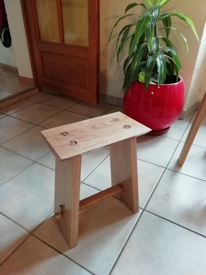 Tabouret rustique
