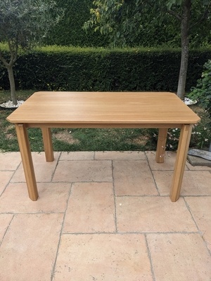 Table à manger 4/6 personnes en chêne massif