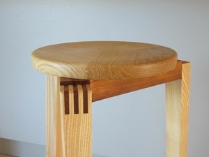 Un tabouret !