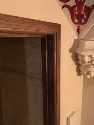 Encadrement de porte décoratif