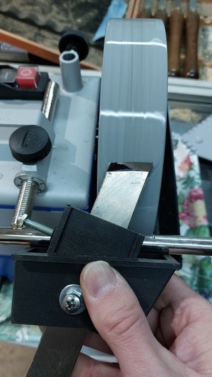 Guide meulage pour plane