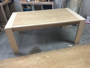 Table de salle à manger