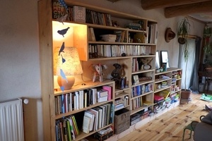 Bibliothèque en châtaignier