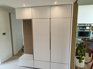 Meuble d'entrée avec assise