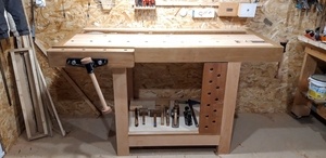 Etabli hêtre, iroko et sapelli