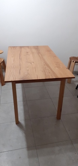 Table d'arrière cuisine