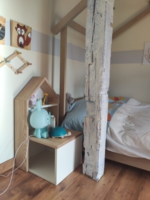 Table de chevet d'Émile