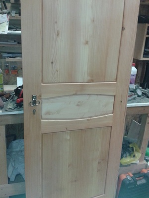 Porte mélèze et sycomore