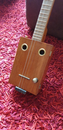 Cigar Box toute en récup