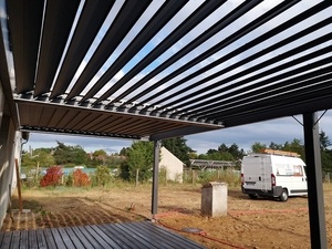 Pergola bois avec module Bioclimatique aluminium