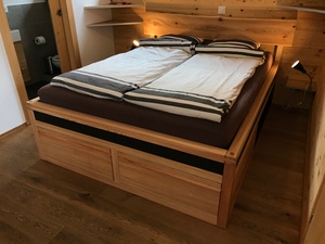 Lit à tiroirs en Mélèze