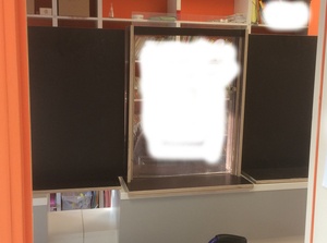 Écran protecteur pour un comptoir de cabinet médical