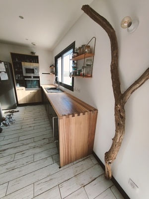 Plan de travail en chêne brun