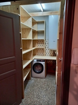 Un cellier pour deux sous.