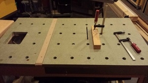 Table polyvalente et serre joint maison