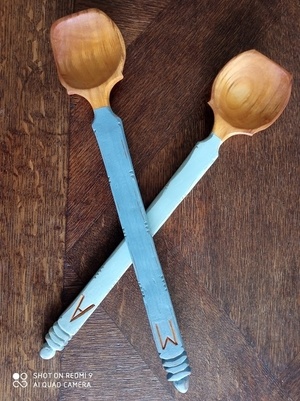 Cuillères à salade en cerisier