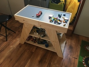 Table LEGO