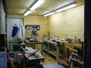 Voilà mon atelier de 12 m²  (4.80 m X 2.47 m)