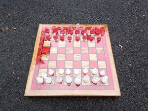 Jeux d'echecs hetre échauffé epoxy rouge