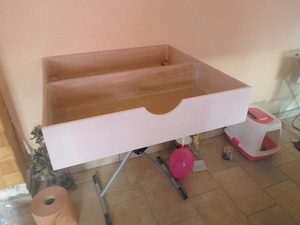 Tirioirs sous lits d'enfant