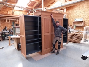 Meuble style Louis Philippe