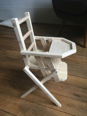 Une chaise (pas si) haute