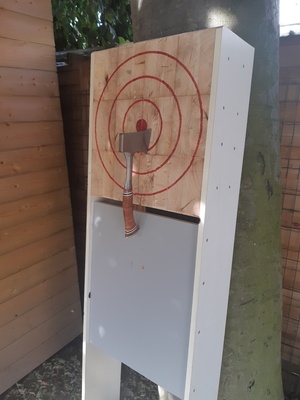 Cible pour lancer de hâche