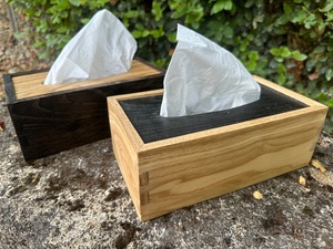 Boite pour mouchoirs en papier