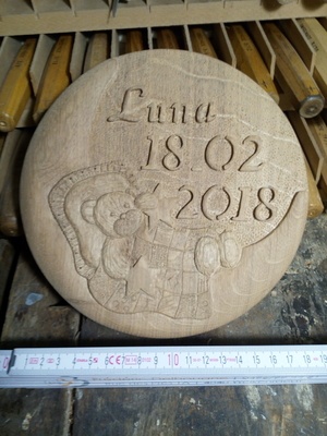 Petit cadeau. inspiré d un plâtre de Patrick Damiaens.