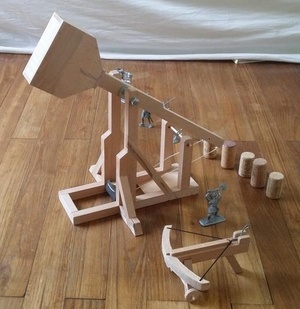 Mangonneau (arme de siège) tout à la main