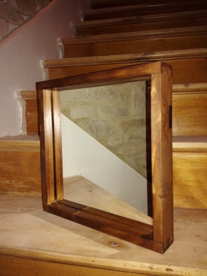 Encadrement de miroir, avec queue d'aronde